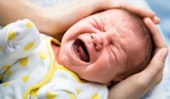 bebeklerde-kolik-hastaligi