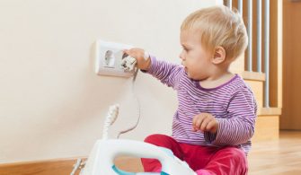 bebeklerimizi-kazalardan-nasil-korumaliyiz