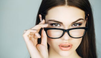 gozluk-kullananlar-icin-makyaj