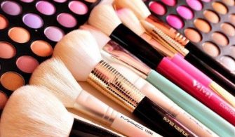 makyaj-fircasi-temizleme