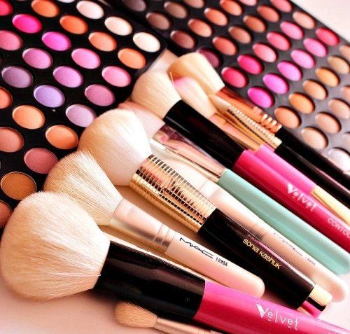 makyaj-fircasi-temizleme