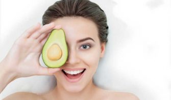 Kuru Ciltlere Maske ve Peeling Tarifleri